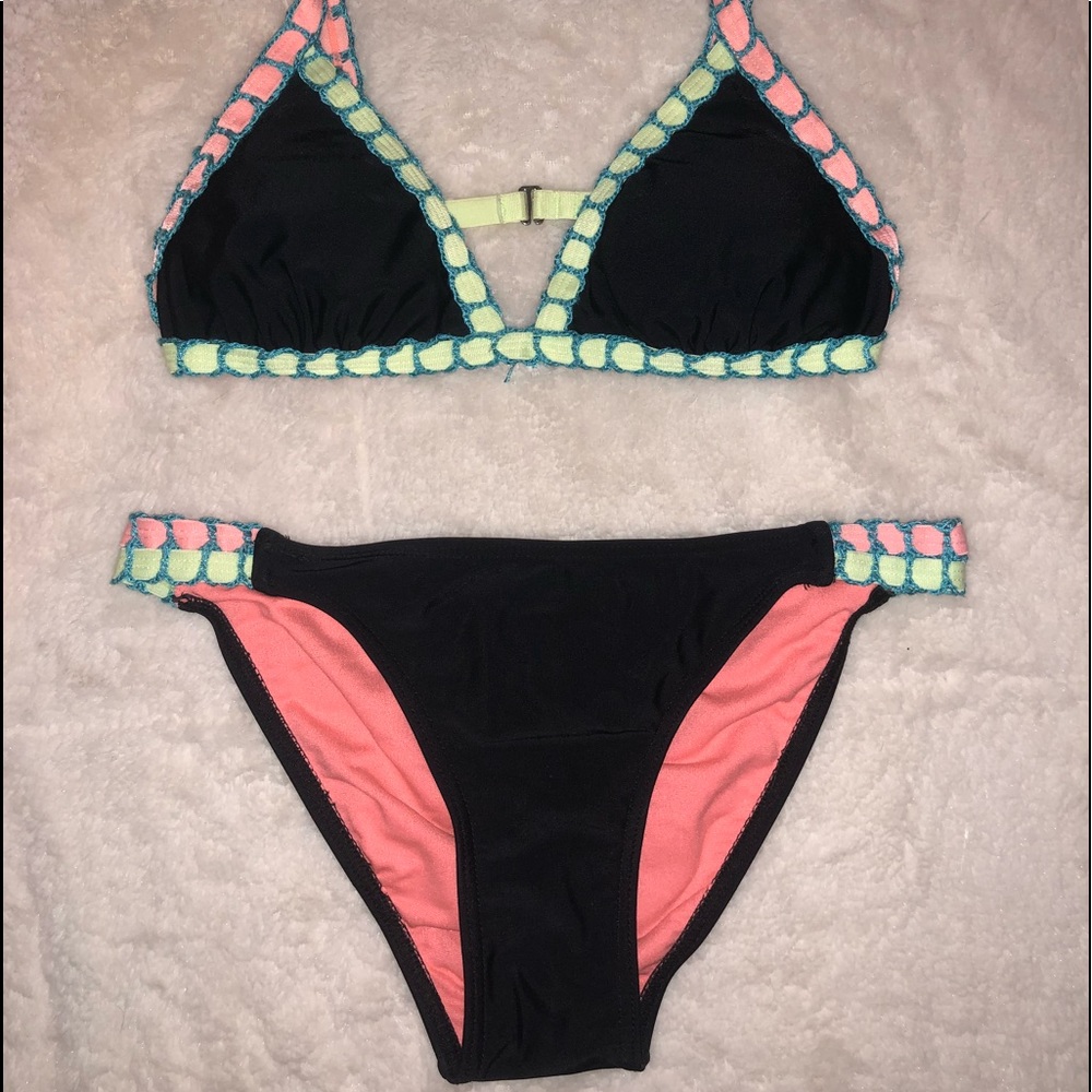 Target Bikini Set